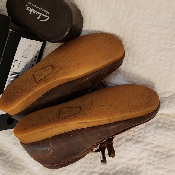 Clarks - Picture 3 of 3